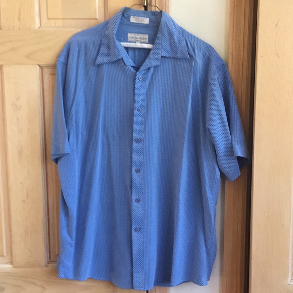 Blue short sleeve dress shirt